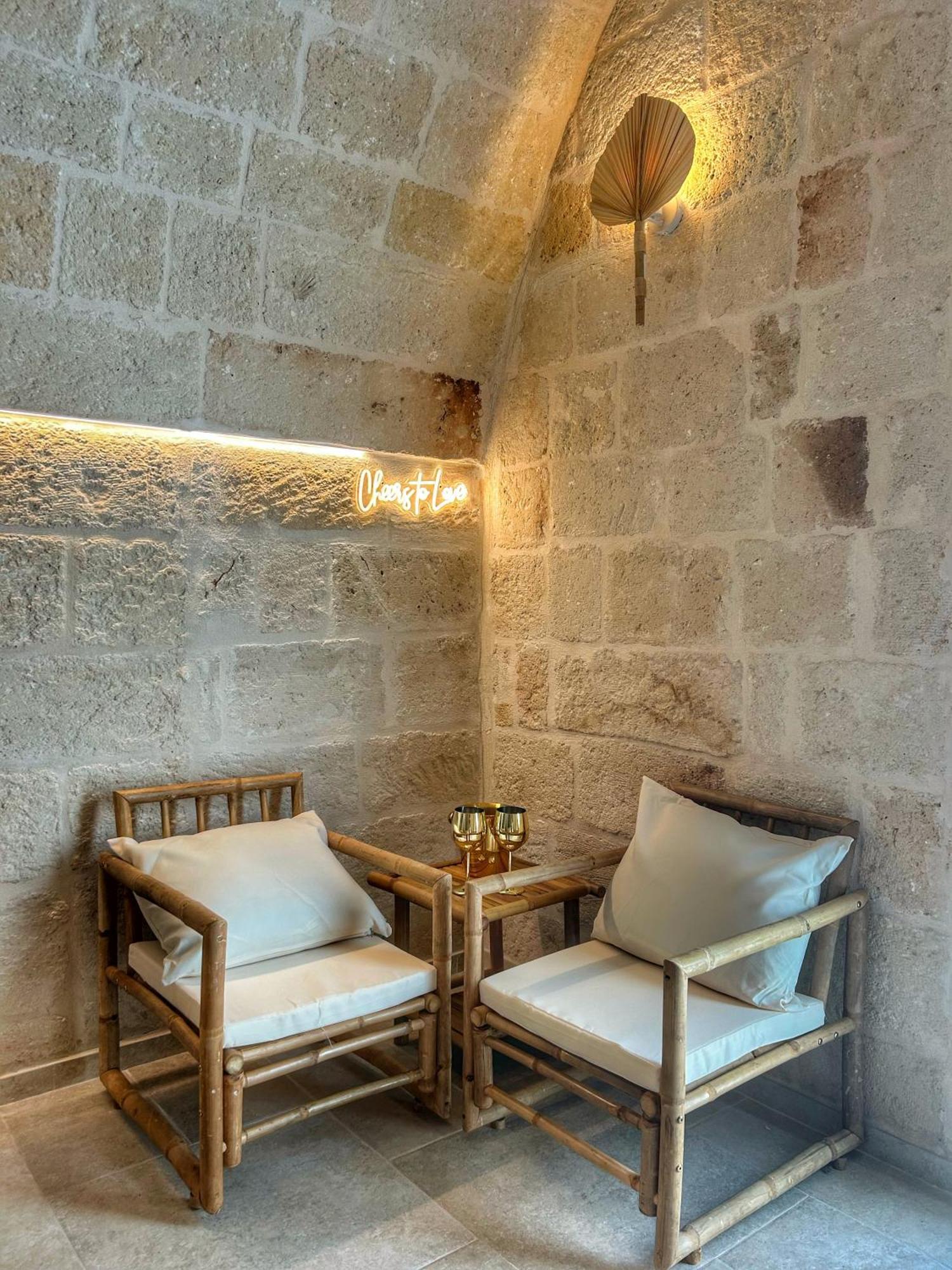Ginpe Luxury Suite مونوبولي المظهر الخارجي الصورة